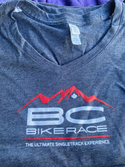 T-Shirt - Red Mountain grey v-neck